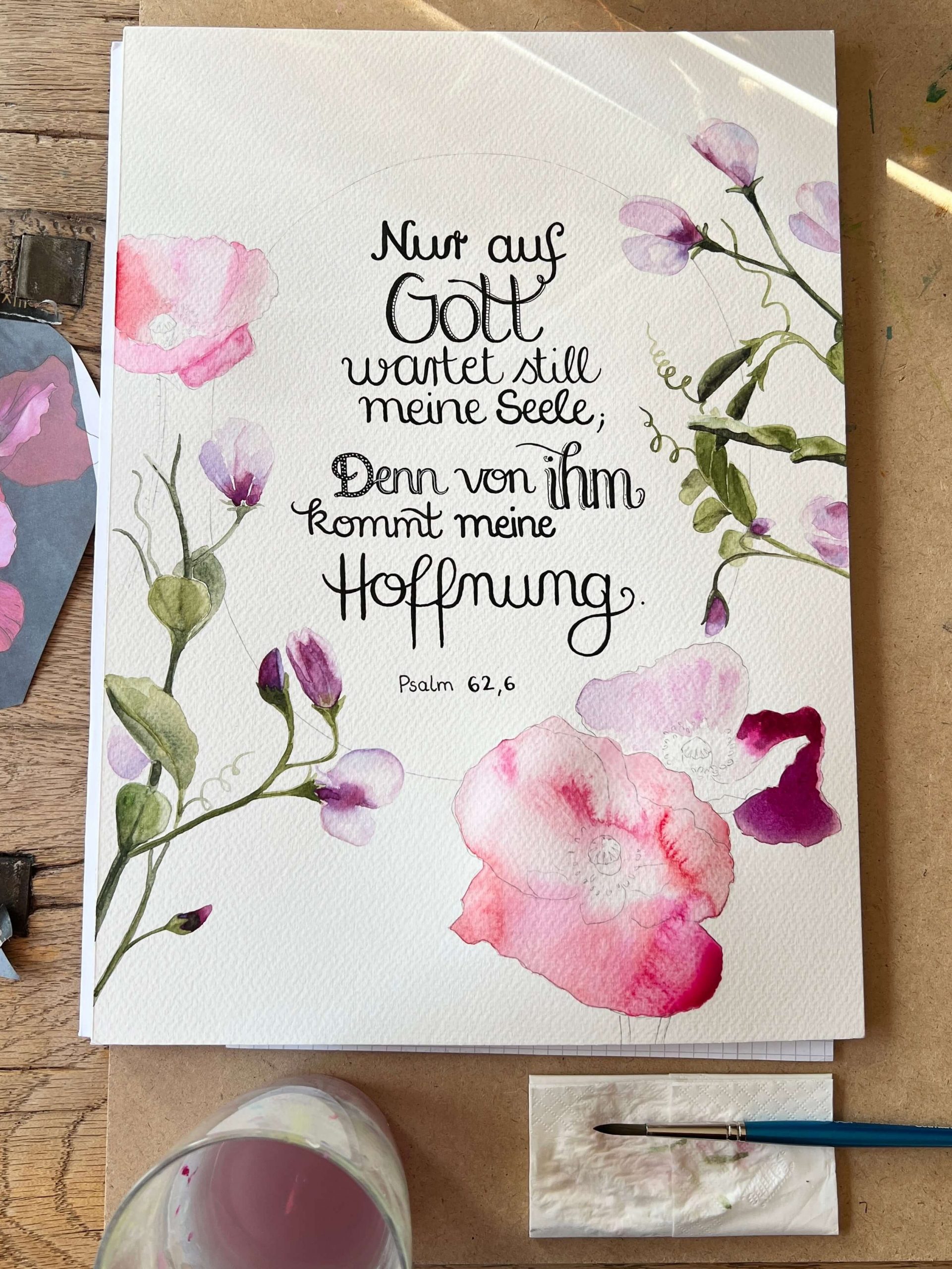 zarte Mohnblüten kommen dazu