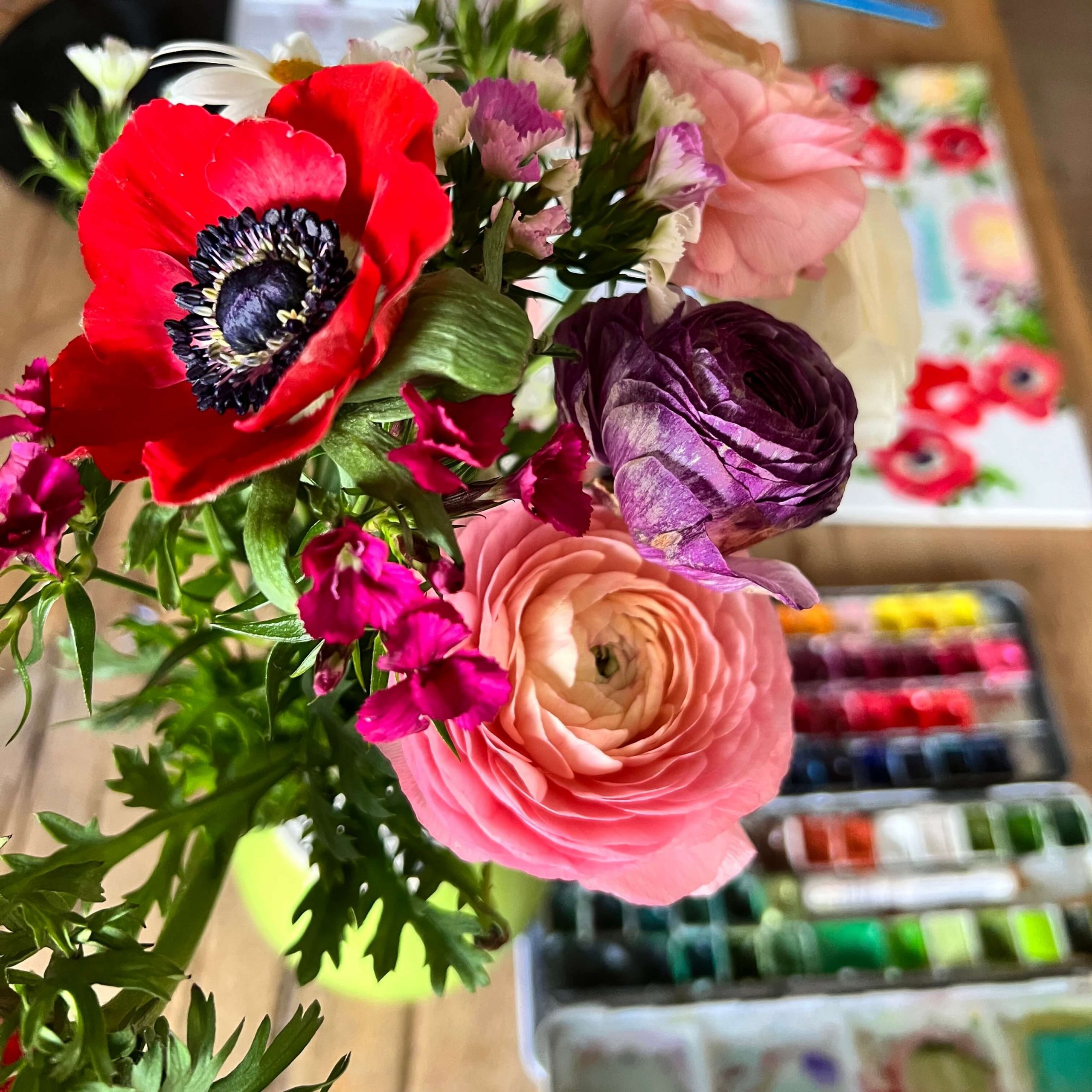 Blumenstrauß mit Anemonen